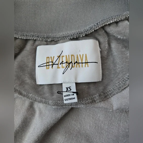Daya By Zendaya Velour Velvet Silver Gray Track Jacket Zip Up Long Sleeve Sz XS - Picture 9 of 16